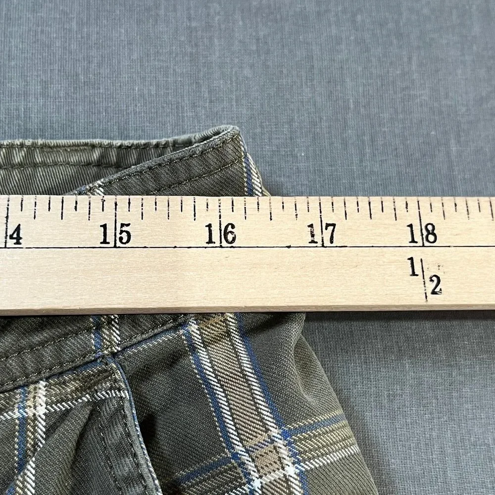 The North Face Chino Shorts Mens Size 32 Green‎ Plaid Flat Front Outdoor Casual